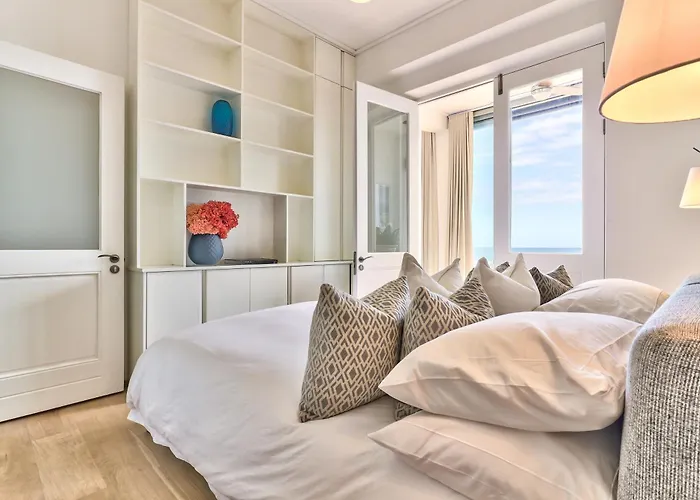 Charming Clifton Apartment - Number 4701