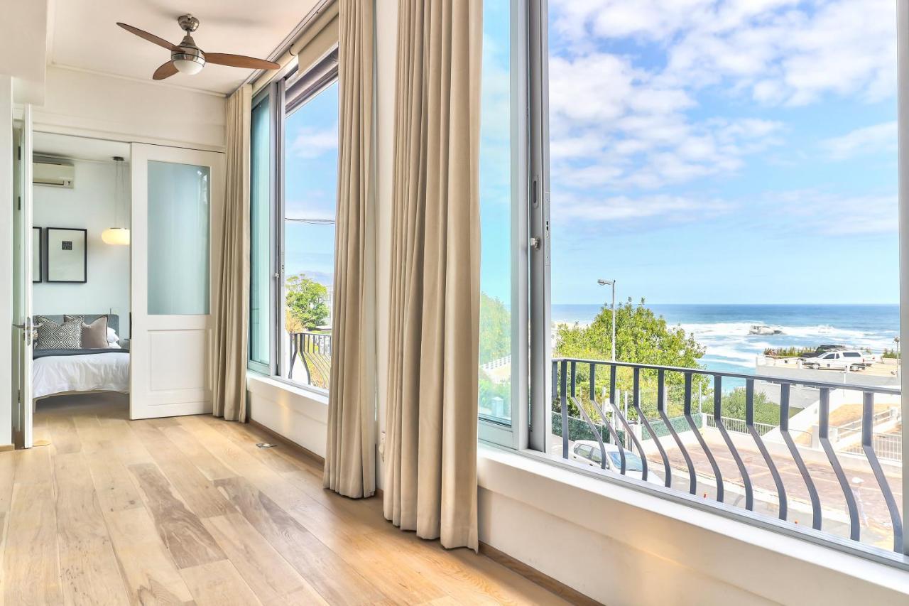 Apartment Charming Clifton - Number 4701 Cape Town